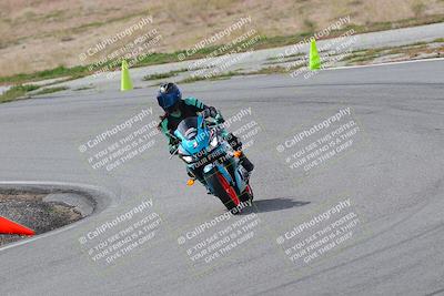 media/Mar-05-2023-TrackXperience (Sun) [[a95d40e56a]]/Group 2/session 2 turn 4/